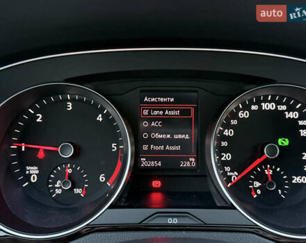 Черный Фольксваген Пассат, объемом двигателя 2 л и пробегом 202 тыс. км за 22500 $, фото 60 на Automoto.ua