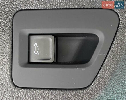 Черный Фольксваген Пассат, объемом двигателя 1.97 л и пробегом 184 тыс. км за 22950 $, фото 16 на Automoto.ua