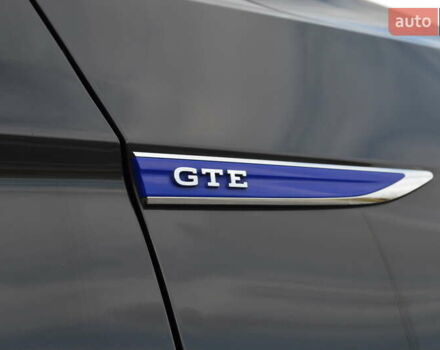 Черный Фольксваген Пассат, объемом двигателя 1.4 л и пробегом 170 тыс. км за 22502 $, фото 6 на Automoto.ua