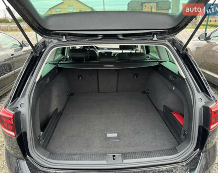 Черный Фольксваген Пассат, объемом двигателя 2 л и пробегом 208 тыс. км за 21503 $, фото 3 на Automoto.ua