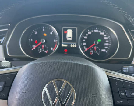 Черный Фольксваген Пассат, объемом двигателя 1.97 л и пробегом 201 тыс. км за 21500 $, фото 17 на Automoto.ua