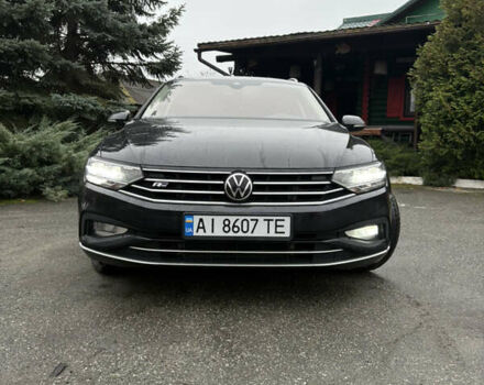 Черный Фольксваген Пассат, объемом двигателя 1.97 л и пробегом 207 тыс. км за 22700 $, фото 1 на Automoto.ua