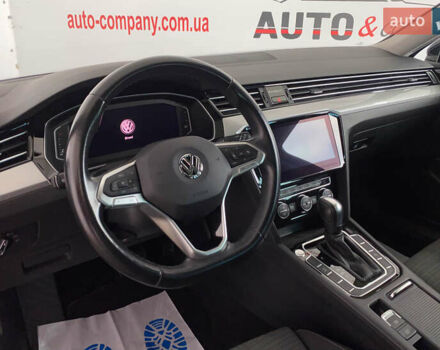 Черный Фольксваген Пассат, объемом двигателя 1.97 л и пробегом 184 тыс. км за 22950 $, фото 6 на Automoto.ua