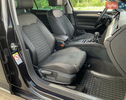 Чорний Фольксваген Пассат, об'ємом двигуна 2 л та пробігом 190 тис. км за 21755 $, фото 39 на Automoto.ua