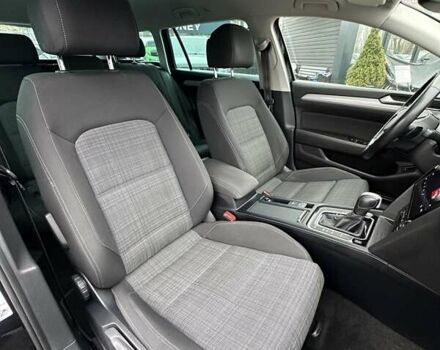 Черный Фольксваген Пассат, объемом двигателя 2 л и пробегом 80 тыс. км за 23999 $, фото 22 на Automoto.ua