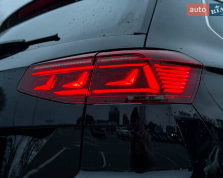 Черный Фольксваген Пассат, объемом двигателя 1.4 л и пробегом 180 тыс. км за 21499 $, фото 17 на Automoto.ua