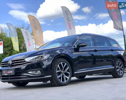 Чорний Фольксваген Пассат, об'ємом двигуна 2 л та пробігом 190 тис. км за 21755 $, фото 1 на Automoto.ua