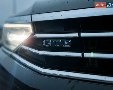 Черный Фольксваген Пассат, объемом двигателя 1.4 л и пробегом 180 тыс. км за 21499 $, фото 6 на Automoto.ua