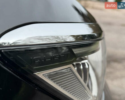 Черный Фольксваген Пассат, объемом двигателя 1.97 л и пробегом 171 тыс. км за 26900 $, фото 12 на Automoto.ua