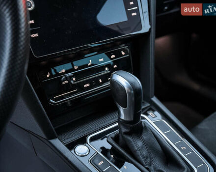 Черный Фольксваген Пассат, объемом двигателя 1.4 л и пробегом 180 тыс. км за 21499 $, фото 41 на Automoto.ua