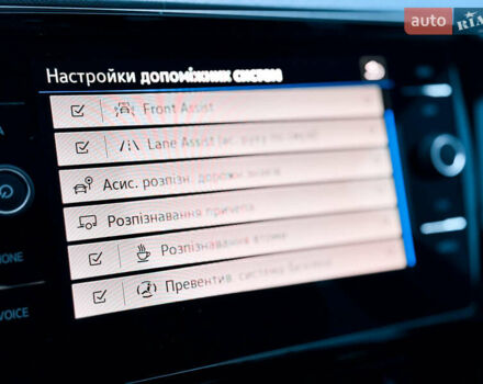 Черный Фольксваген Пассат, объемом двигателя 1.4 л и пробегом 180 тыс. км за 21499 $, фото 89 на Automoto.ua
