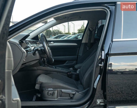 Черный Фольксваген Пассат, объемом двигателя 2 л и пробегом 252 тыс. км за 22900 $, фото 18 на Automoto.ua