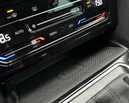 Черный Фольксваген Пассат, объемом двигателя 2 л и пробегом 80 тыс. км за 23999 $, фото 40 на Automoto.ua