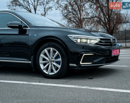 Черный Фольксваген Пассат, объемом двигателя 1.4 л и пробегом 180 тыс. км за 21499 $, фото 10 на Automoto.ua