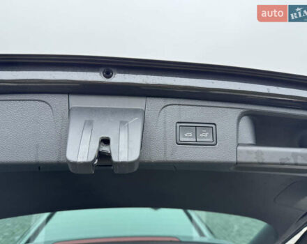 Черный Фольксваген Пассат, объемом двигателя 1.97 л и пробегом 234 тыс. км за 24999 $, фото 18 на Automoto.ua