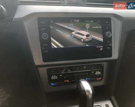 Чорний Фольксваген Пассат, об'ємом двигуна 2 л та пробігом 234 тис. км за 19600 $, фото 6 на Automoto.ua