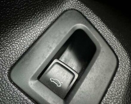 Черный Фольксваген Пассат, объемом двигателя 2 л и пробегом 80 тыс. км за 23999 $, фото 31 на Automoto.ua