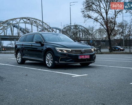 Черный Фольксваген Пассат, объемом двигателя 1.4 л и пробегом 180 тыс. км за 21499 $, фото 62 на Automoto.ua