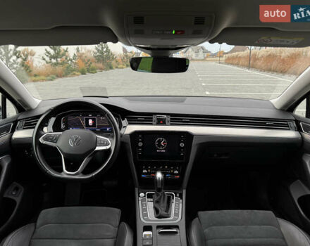 Черный Фольксваген Пассат, объемом двигателя 1.97 л и пробегом 198 тыс. км за 24500 $, фото 20 на Automoto.ua