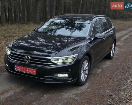 Черный Фольксваген Пассат, объемом двигателя 1.97 л и пробегом 196 тыс. км за 22800 $, фото 6 на Automoto.ua