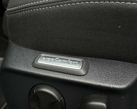 Черный Фольксваген Пассат, объемом двигателя 2 л и пробегом 80 тыс. км за 23999 $, фото 29 на Automoto.ua