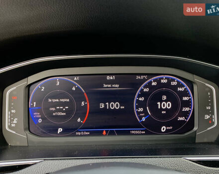 Чорний Фольксваген Пассат, об'ємом двигуна 2 л та пробігом 190 тис. км за 21755 $, фото 56 на Automoto.ua