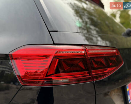 Черный Фольксваген Пассат, объемом двигателя 1.97 л и пробегом 171 тыс. км за 26900 $, фото 4 на Automoto.ua