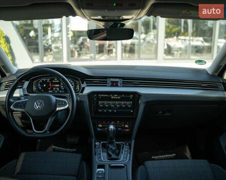 Черный Фольксваген Пассат, объемом двигателя 2 л и пробегом 252 тыс. км за 22900 $, фото 30 на Automoto.ua