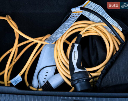 Черный Фольксваген Пассат, объемом двигателя 1.4 л и пробегом 180 тыс. км за 21499 $, фото 54 на Automoto.ua