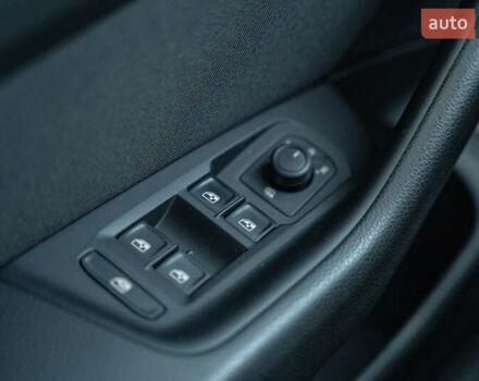 Черный Фольксваген Пассат, объемом двигателя 2 л и пробегом 252 тыс. км за 22900 $, фото 45 на Automoto.ua