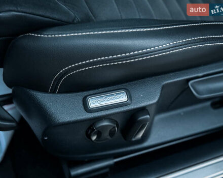 Черный Фольксваген Пассат, объемом двигателя 1.4 л и пробегом 180 тыс. км за 21499 $, фото 31 на Automoto.ua