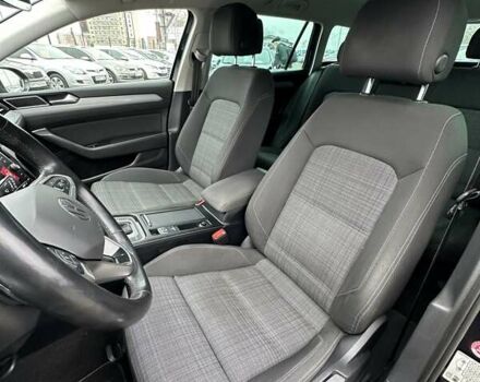 Черный Фольксваген Пассат, объемом двигателя 2 л и пробегом 80 тыс. км за 23999 $, фото 16 на Automoto.ua