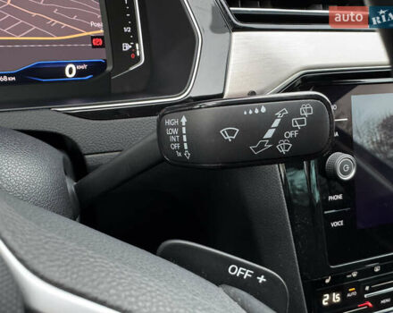 Черный Фольксваген Пассат, объемом двигателя 1.97 л и пробегом 198 тыс. км за 24500 $, фото 30 на Automoto.ua