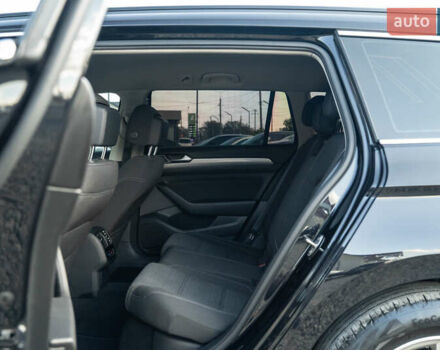 Черный Фольксваген Пассат, объемом двигателя 2 л и пробегом 252 тыс. км за 22900 $, фото 19 на Automoto.ua