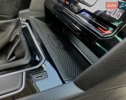 Чорний Фольксваген Пассат, об'ємом двигуна 2 л та пробігом 190 тис. км за 21755 $, фото 42 на Automoto.ua