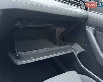 Черный Фольксваген Пассат, объемом двигателя 1.97 л и пробегом 234 тыс. км за 24999 $, фото 15 на Automoto.ua