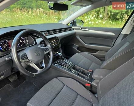 Черный Фольксваген Пассат, объемом двигателя 1.97 л и пробегом 196 тыс. км за 22999 $, фото 23 на Automoto.ua