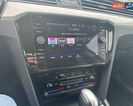 Черный Фольксваген Пассат, объемом двигателя 1.97 л и пробегом 120 тыс. км за 24500 $, фото 28 на Automoto.ua