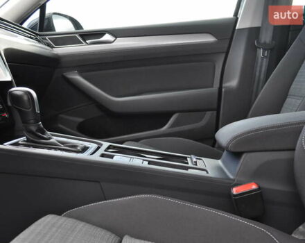 Черный Фольксваген Пассат, объемом двигателя 1.97 л и пробегом 152 тыс. км за 26500 $, фото 58 на Automoto.ua