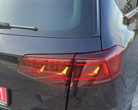 Черный Фольксваген Пассат, объемом двигателя 1.97 л и пробегом 211 тыс. км за 24490 $, фото 23 на Automoto.ua