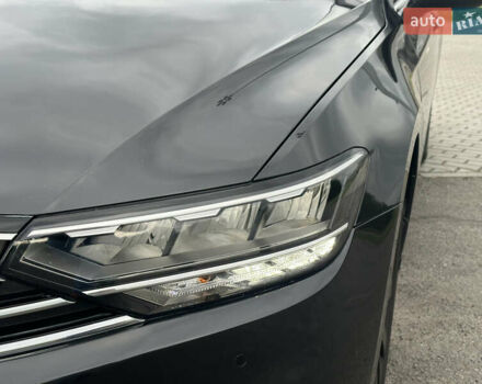 Черный Фольксваген Пассат, объемом двигателя 1.97 л и пробегом 120 тыс. км за 24500 $, фото 16 на Automoto.ua