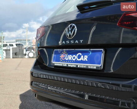 Черный Фольксваген Пассат, объемом двигателя 1.97 л и пробегом 152 тыс. км за 26500 $, фото 24 на Automoto.ua