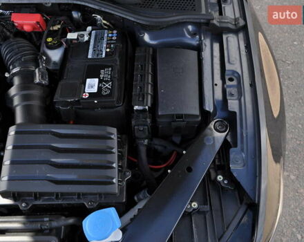 Черный Фольксваген Пассат, объемом двигателя 1.97 л и пробегом 152 тыс. км за 26500 $, фото 32 на Automoto.ua