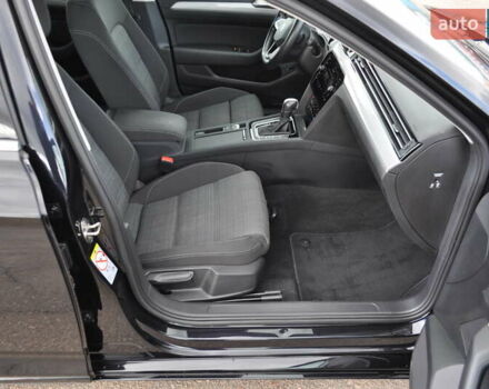 Черный Фольксваген Пассат, объемом двигателя 1.97 л и пробегом 152 тыс. км за 26500 $, фото 98 на Automoto.ua