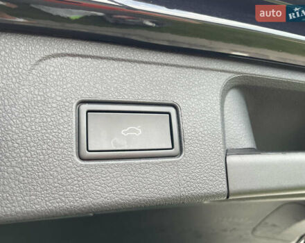 Черный Фольксваген Пассат, объемом двигателя 2 л и пробегом 205 тыс. км за 19999 $, фото 20 на Automoto.ua