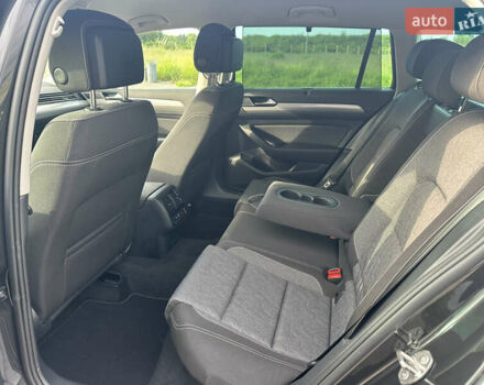 Черный Фольксваген Пассат, объемом двигателя 1.97 л и пробегом 120 тыс. км за 24500 $, фото 34 на Automoto.ua