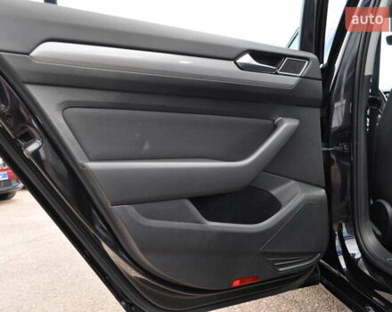 Черный Фольксваген Пассат, объемом двигателя 1.97 л и пробегом 152 тыс. км за 26500 $, фото 46 на Automoto.ua