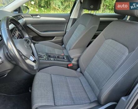 Черный Фольксваген Пассат, объемом двигателя 1.97 л и пробегом 196 тыс. км за 22999 $, фото 24 на Automoto.ua