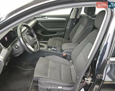 Чорний Фольксваген Пассат, об'ємом двигуна 2 л та пробігом 162 тис. км за 23899 $, фото 6 на Automoto.ua