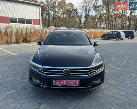 Черный Фольксваген Пассат, объемом двигателя 1.97 л и пробегом 211 тыс. км за 24490 $, фото 3 на Automoto.ua
